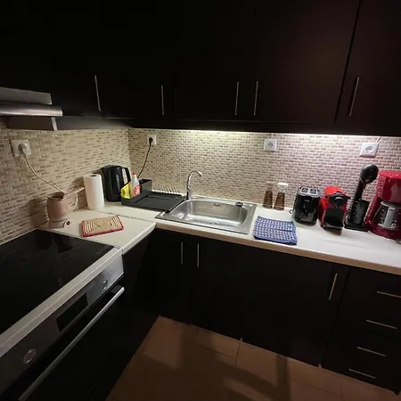 In Makry Gialos Apartament